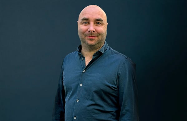 mortenbrendstrup_profil_blue