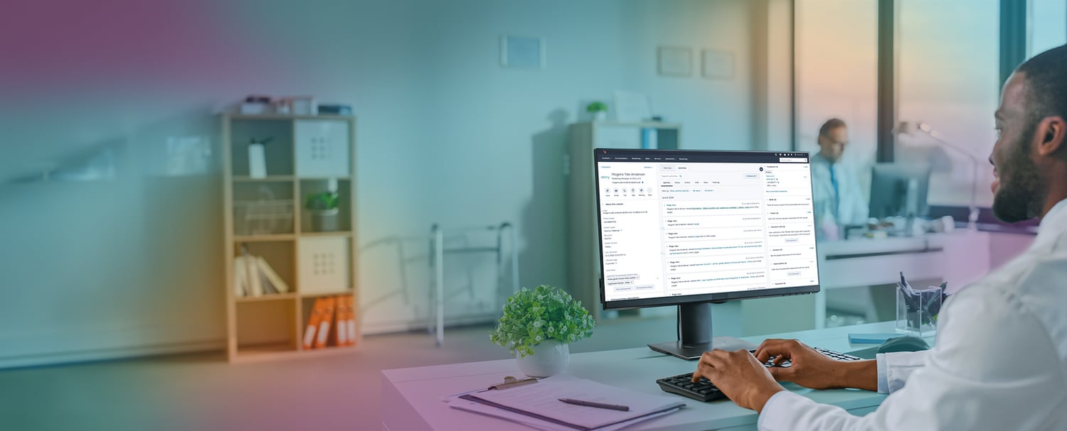 man_looking_at_hubspot_2